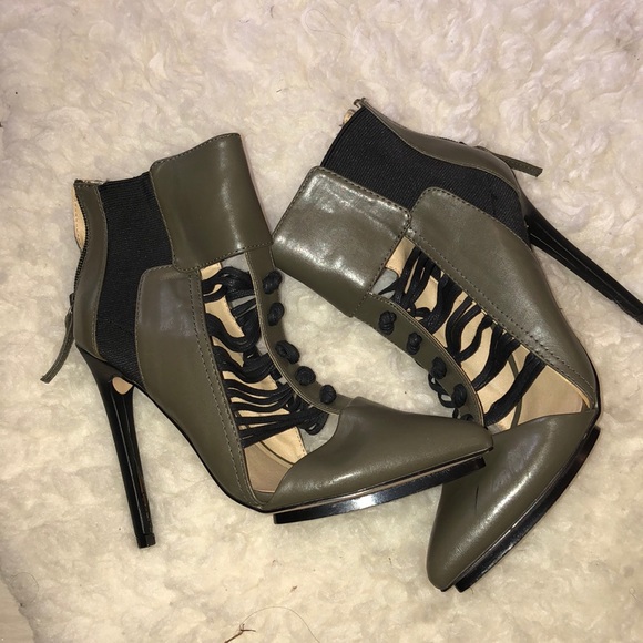 Army green heels - Picture 4 of 4